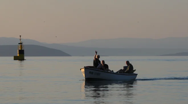 »Sredozemlje pripada vsem prebivalcem njegovih obrežij, toda ne vsem enako. Vsakomur daje toliko, kolikor ta lahko sprejme ali zna sprejeti,« beremo v Mediteranskem brevirju. FOTO: Matej Družnik