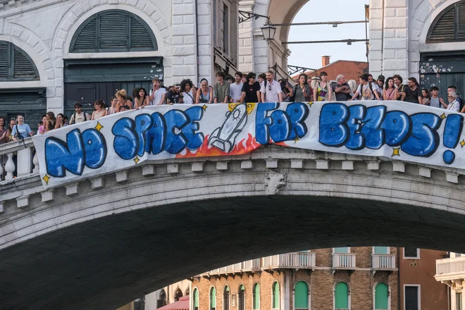 Venetians: No room for Bezos