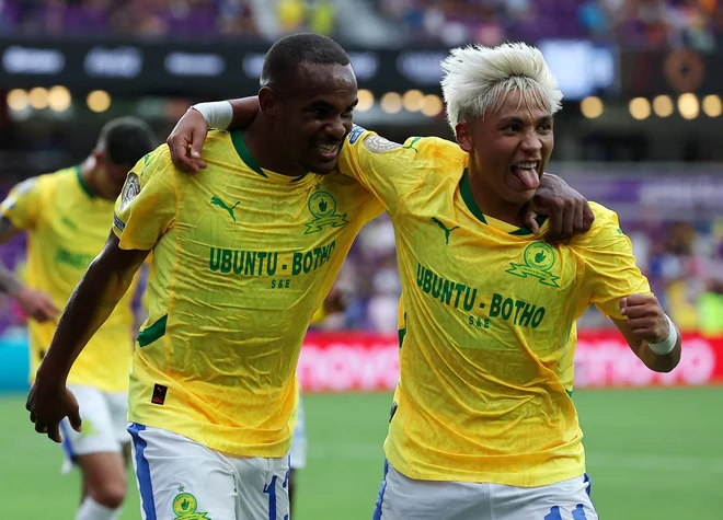 Zmaga je »Brazilce«, kot zaradi značilnih rumenih dresov kličejo igralce Sundowns, postavila na vrh skupine. FOTO: Amanda Perobelli/Reuters