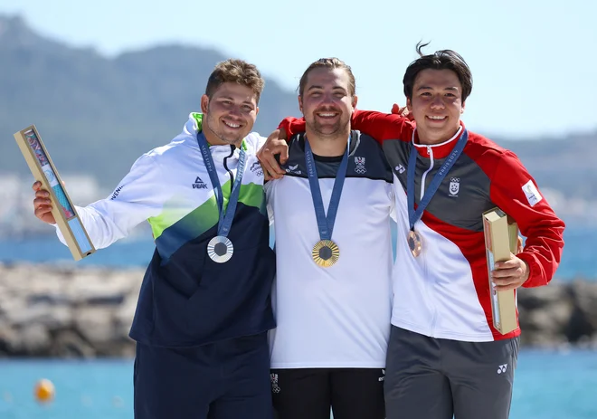 The end of seven months of Calvary for the Olympic podium
