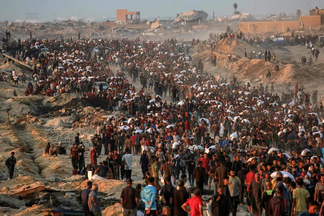 GHF za zdaj v Gazi upravlja štiri centre razdeljevanja pomoči, želi pa si jih še več. Foto Bashar Taleb/AFP