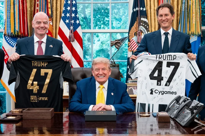 Med gosti sta bila tudi Gianni Infantino in John Elkann. FOTO Doug Mills/AFP
