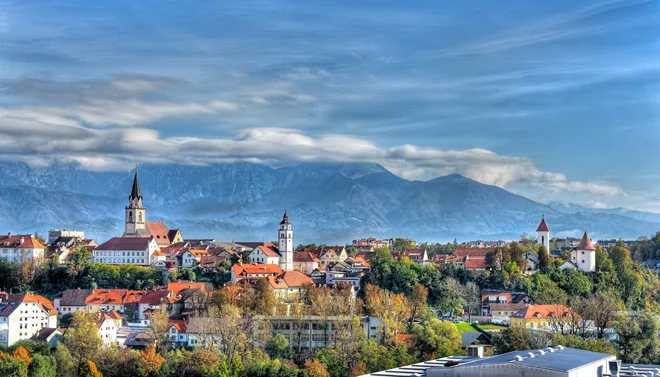 Med županom in podžupanom se je zaiskrilo zlasti ob imenovanju direktorja Prešernovega gledališča Kranj. FOTO: Mestna občina Kranj