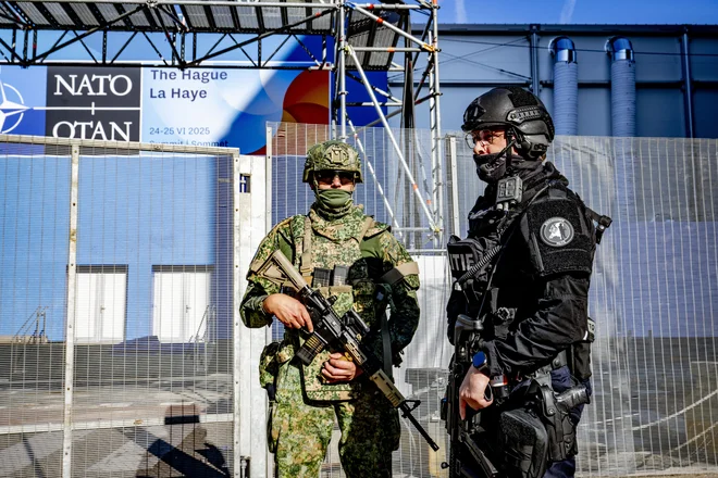 Vrh Nata, ki ga bo Haag gostil v torek in sredo, razglašajo za najpomembnejši vrh po koncu hladne vojne. FOTO: Robin Utrecht/AFP