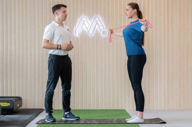 Obstajata akutna in kronična oblika burzitisa. FOTO: Medicofit
