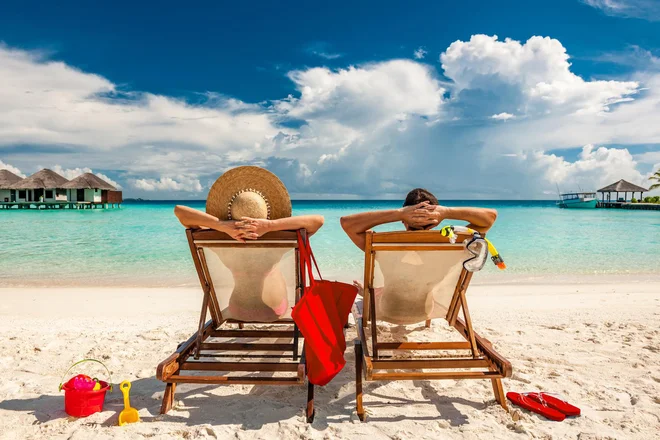 Sončna krema deluje kot zaščita pred poškodbami, ki jih povzročajo sončni žarki. FOTO: Shutterstock