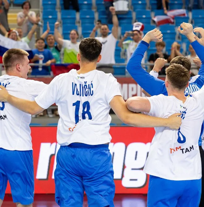 Fantje gredo v četrtfinale. FOTO: RZS