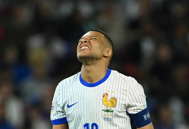 Prvi zvezdnik madridskega Reala Kylian Mbappé je zaradi gastroenteritisa v nekaj dneh izgubil pet kilogramov. FOTO: Annegret Hilse/Reuters