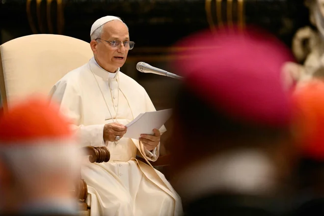 Pozivi k rabi diplomacije, in ne nasilja, so do Bližnjega vzhoda prišli tudi iz Svetega sedeža. FOTO: Alberto Pizzoli/Afp