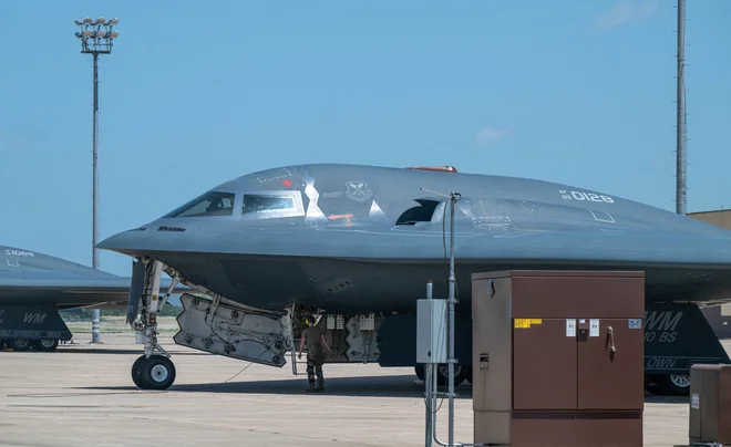 Donald Trump je nad Iran poslal bombnike B-2. Foto Reuters