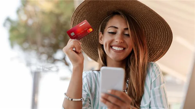 Aircash deluje kot prava digitalna denarnica – vanjo lahko naložite denar z gotovino na prodajnih mestih partnerjev, prek kartice ali bančnega nakazila, s kartico Aircash Mastercard pa lahko plačujete tudi na več kot 30.000.000 prodajnih mestih po Hrvaškem in širše. FOTO: Aircash