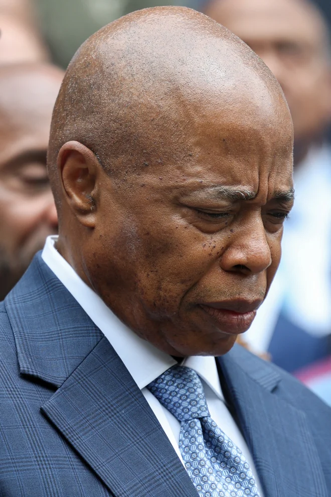 Sedanji župan New Yorka Eric Adams namerava ponovno nastopiti na volitvah, a tokrat kot neodvisni kandidat. Foto: Kylie Cooper/Reuters