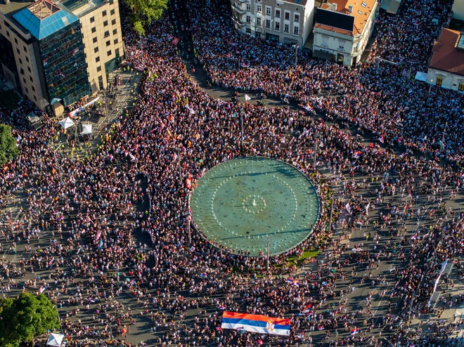 Zračni posnetek trga Slavija FOTO: Djordje Kojadinović/Reuters