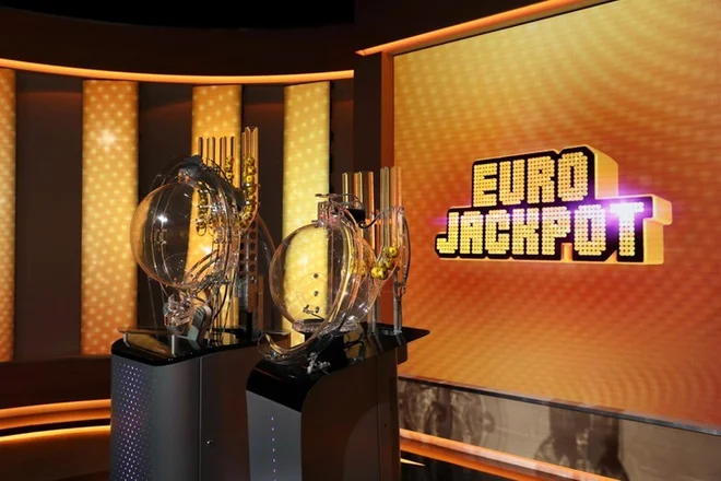 »Več tisoč« ljudi, ki so zadeli nagrade v igri Eurojackpot, je bilo v petek obveščenih o napačnih zneskih. Slika je simbolična. FOTO: Loterija Slovenija
