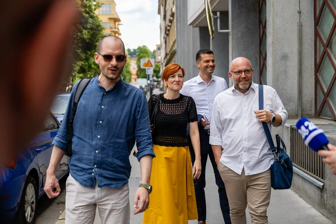 Da na reze na njihovih ministrstvih ne bodo pristali, je bilo ključno sporočilo po koncu vrha. FOTO: Črt Piksi/Delo
