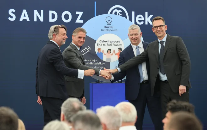 Polaganje temeljnega kamna za nov obrat podjetja Sandoz FOTO: Jože Suhadolnik