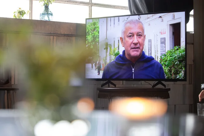 Odziv hrvaškega dela medijev, ki je njeno kandidaturo označil za upravljavsko grožnjo ali celo kulturni incident, po Buljanovem mnenju ne razgalja nje, temveč družbo samo. FOTO: Koka Press