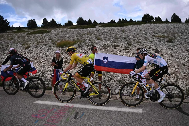 Vetrovna gora, sloviti Mont Ventoux, se vrača na Tour. FOTO: Anne-Christine Poujoulat/AFP