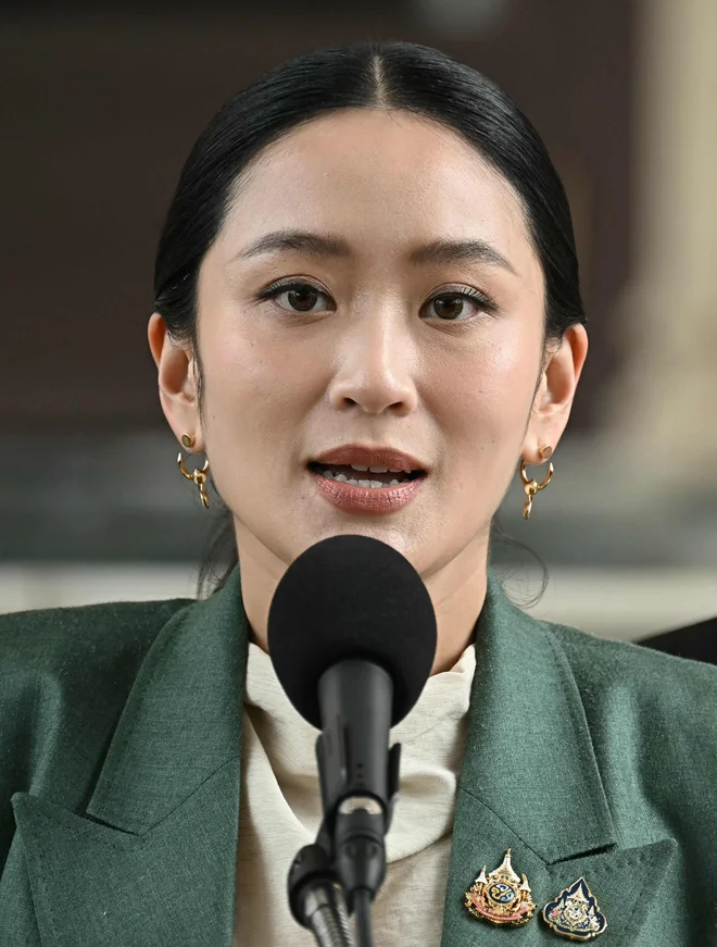 Najmlajša tajska premierka Paetongtarn Shinawatra. FOTO: Lillian Suwanrumpha/AFP