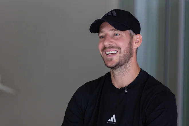 Goran Dragić ne pogreša potovanj in hotelov, zdaj želi nadoknaditi zamujeni čas z družino. Foto Črt Piksi