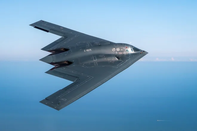 Bombniki B-2. FOTO: Britansko ministrstvo za obrambo
