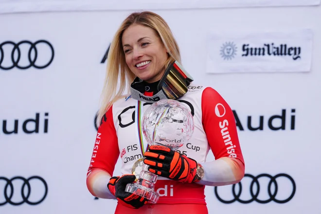 Lara Gut-Behrami bo po koncu sezone svoje smuči postavila v kot. FOTO: Christopher Creveling/Reuters