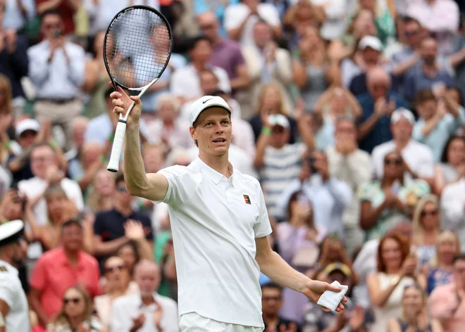 Jannik Sinner kaže vrhunsko formo. FOTO: Toby Melville/Reuters