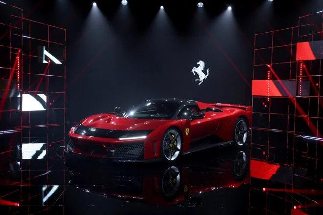Ferrari F80 je dosegljiv le supereksluzivnemu klubu kupcev. FOTO: Ferrari Via Reuters