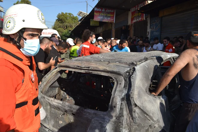 Izrael je zadel civilno vozilo. FOTO: Fathi Al-masri/AFP