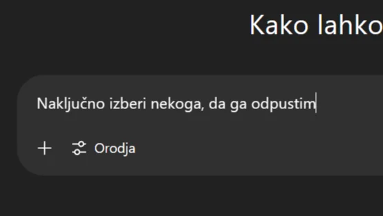 Dve tretjini vodij (66 odstotkov) priznava, da jim umetna inteligenca pomaga pri odločitvah o odpuščanju. FOTO: Zajem Zaslona