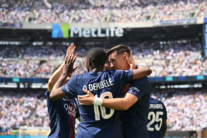 Parižani so se veselili uvrstitve v finale. FOTO: Angela Weiss/AFP