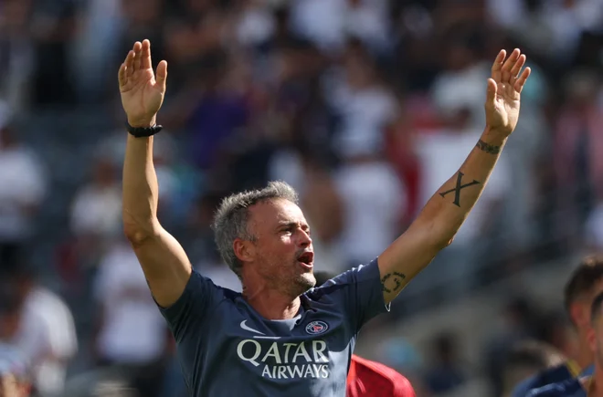 Luis Enrique dela čudeže v Parizu. FOTO: Mike Segar/Reuters
