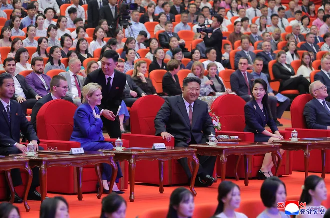 Mednarodne organizacije že desetletja dokumentirajo sistematične kršitve v Severni Koreji. FOTO: KCNA/Reuters