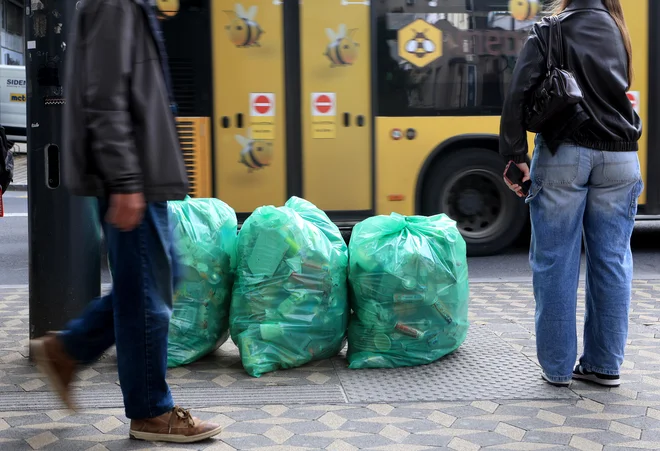 Vsak prebivalec Slovenije v povprečju ustvari okoli 590 kilogramov komunalnih odpadkov na leto. FOTO: Dejan Javornik