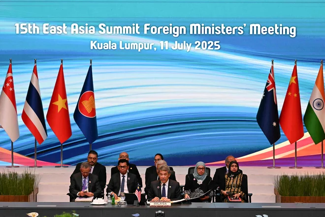 Asean je v petek pozval tudi ZDA in druge svetovne sile, naj čim prej poskrbijo, da se bo vojna v Gazi končala. FOTO: Mohd Rasfan/AFP