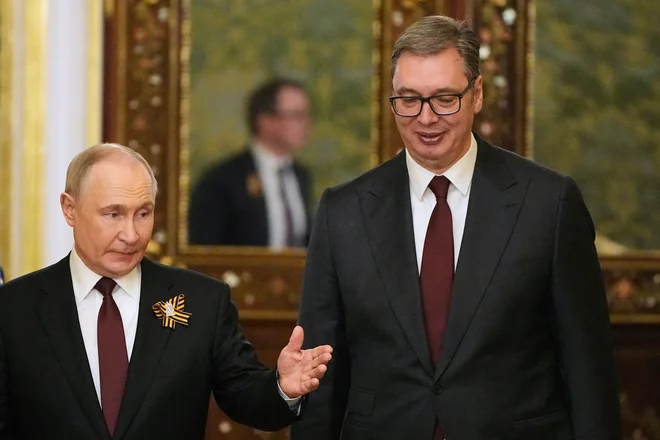 Srbija se kljub statusu kandidatke za članstvo v EU ni pridružila sankcijam proti Rusiji. FOTO: Aleksander Zemljaničenko/Reuters