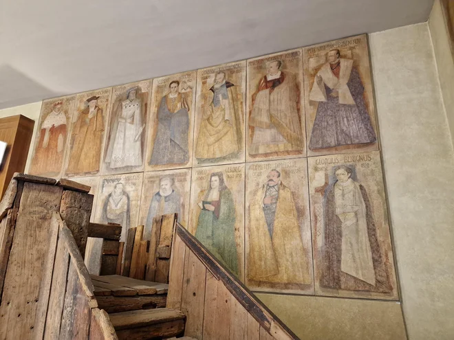 Sobana štiridesetih, poimenovana po številu uglednih študentov in profesorjev, povezanih z univerzo. Med njimi je tudi slovenski zdravnik Marko Gerbec. FOTO: Anton Gradišek
