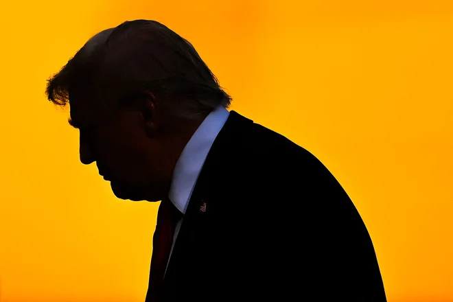 Donald Trump se je znašel v spopadu s svojim lastnim gibanjem Maga. FOTO: David Ramos/AFP