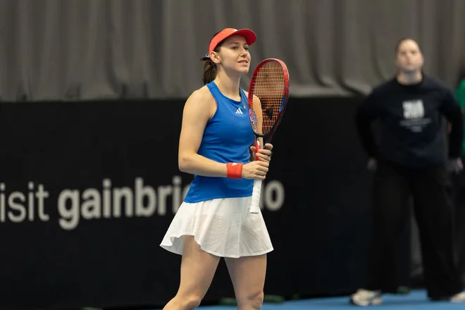 Kaja Juvan se vrača med dvestoterico. FOTO: Delo