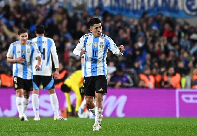 Thiago Almada je z argentinsko reprezentanco osvojil svetovno prvenstvo v Katarju. FOTO: Rodrigo Valle/Reuters