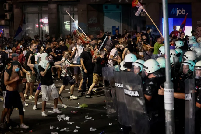 Študentski in državljanski protesti že meseve pretresajo Srbijo. FOTO: Zorana Jevtic/Reuters