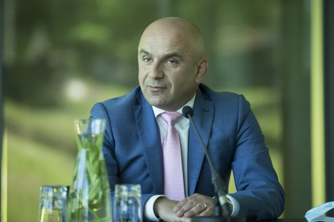 KPK je Hribarju dolgo očitala, da ni izkazal objektivne in nepristranske obravnave pri sklepanju najemne pogodbe ter da je javnosti navajal netočne podatke o višini najemnine in načinu oblikovanja cene. FOTO: Jure Eržen/Delo