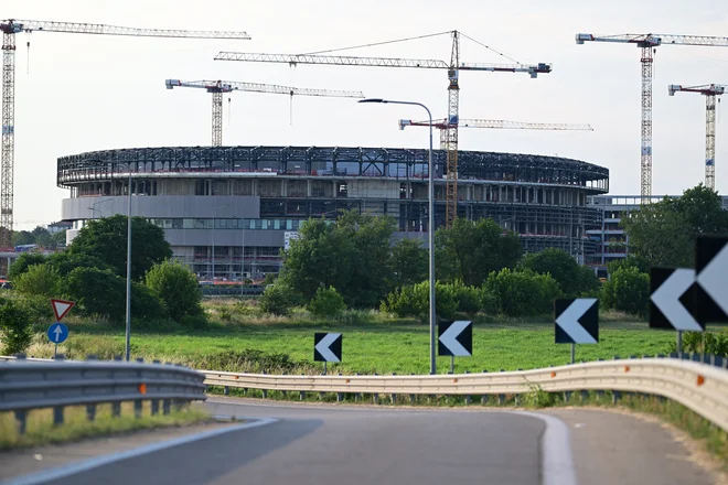 Dvorana Santagiulia v Milanu bo gostila hokejske tekme. Otvoritev iger bo potekala na slovitem San Siru, zaključna slovesnost nekoliko presenetljivo v Veroni. FOTO: Daniele Mascolo/Reuters