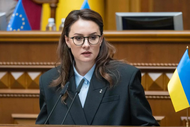 Julija Sviridenko je prehodila dolgo pot od lokalne uradnice do predsednice vlade. FOTO: Andrij Nesterenko/Afp
