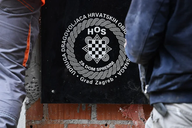 Desničarski skrajneži na Hrvaškem poskušajo izvajati paravojaško organiziranje, vojaško urjenje in nabavo orožja. FOTO: Boris Kovacev/Cropix