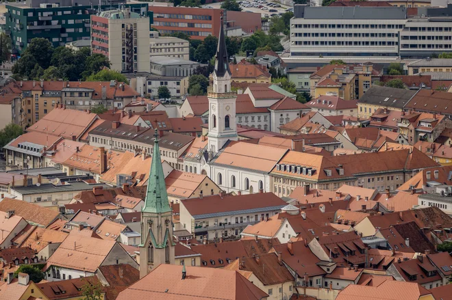 Priporočajo predvsem selitev v Ljubljano, na Bled, v Piran ali Celje. FOTO: Voranc Vogel/Delo