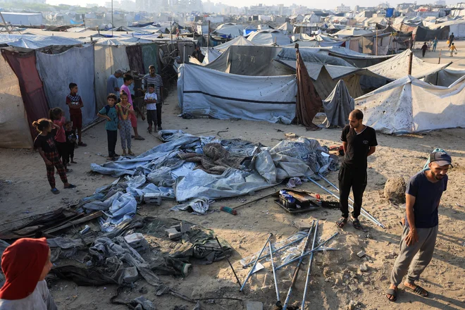 Podpisani so prepričani, da »lahko UL do potekajočega genocida v Gazi zavzame odločnejšo etično držo.« FOTO: Dawoud Abu Alkas/Reuters