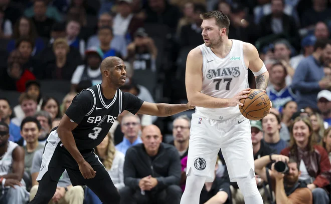 Chris Paul je postal »sosed« Luke Dončića v Los Angelesu. FOTO: Kevin Jairaj/Reuters
