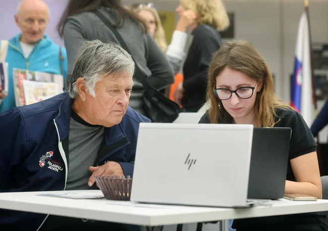 Digitalno opismenjevanje je predpogoj za koriščenje digitalnih storitev. FOTO: Blaž Samec