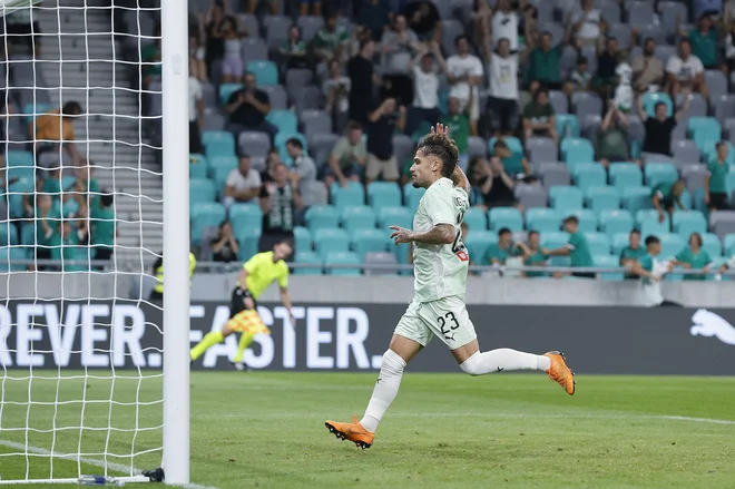 Diogo Pinto je zadel tudi v Andori, sijajno strelsko formo v evropskih kvaliffikacijah je potrdil s petim golom, štiri jih je zabil andorskemu prvaku Interju. FOTO: Leon Vidic/Delo
